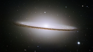M104, telescopio Hubble