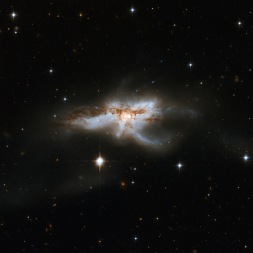 NGC5240, telescopio Hubble