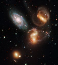 Quintetto di Stephan, telescopio Hubble