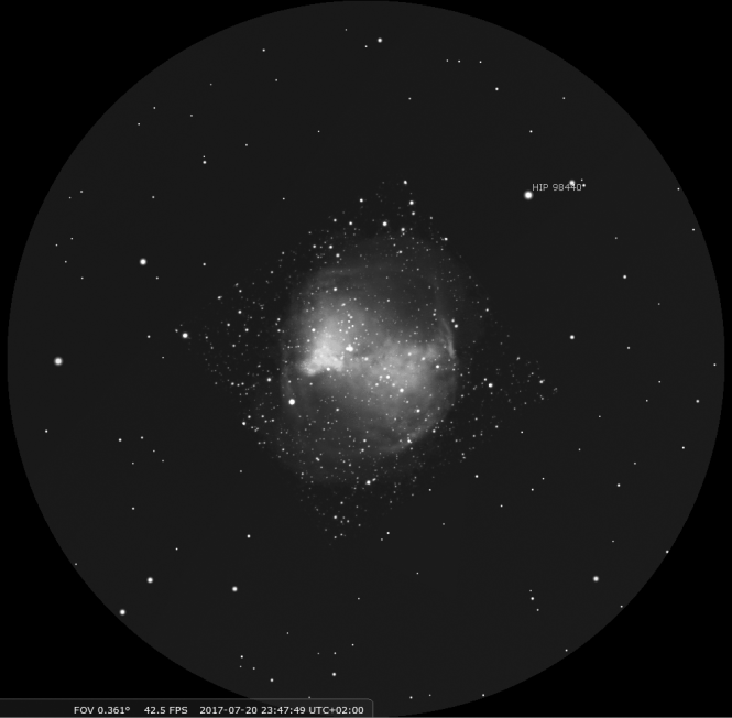 M57 a 277x, simulazione con Stellarium.